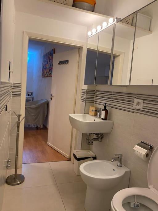 Gianfranco - City Center Apt ฟลอเรนซ์ ภายนอก รูปภาพ
