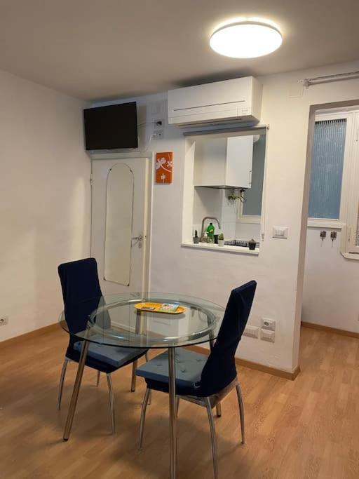 Gianfranco - City Center Apt ฟลอเรนซ์ ภายนอก รูปภาพ