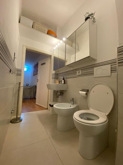 Gianfranco - City Center Apt ฟลอเรนซ์ ภายนอก รูปภาพ